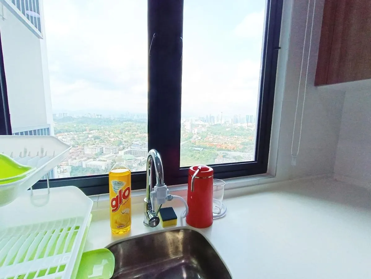 Netflix # Sky Suite Near Jaya One By Salaam Suites, 2 Pax Petaling Jaya Apartment