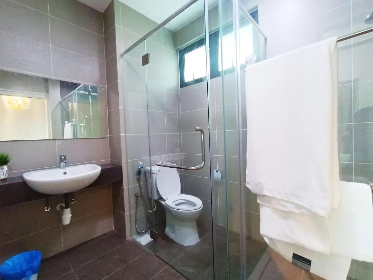 Apartment Netflix # Sky Suite Near Jaya One By Salaam Suites, 2 Pax Petaling Jaya Malaysia