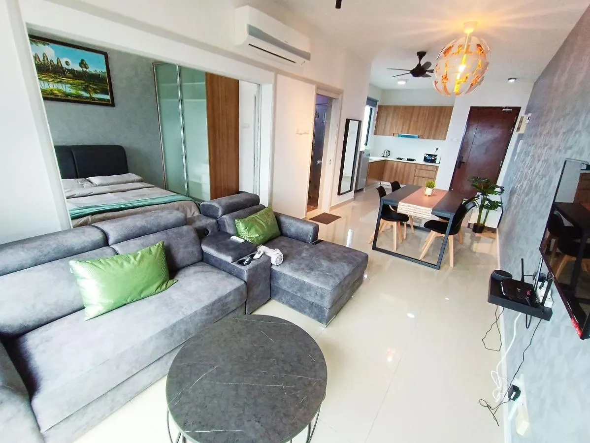 Netflix # Sky Suite Near Jaya One By Salaam Suites, 2 Pax Petaling Jaya 0*,  Malaysia
